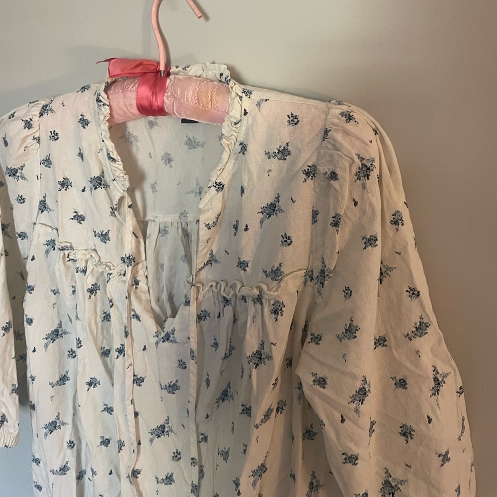 Comfiest puff sleeve dress!